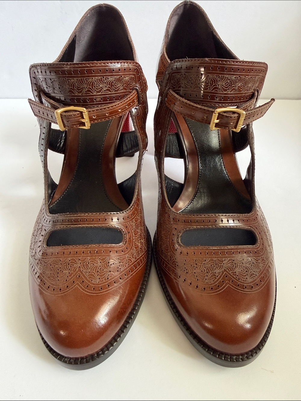 Fendi Embossed Brown Leather Mary Jane Heels with Red Textured Leather Heel